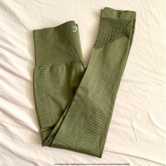 Gymshark Pants - GymShark Seamless Leggings